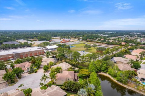 Villa ou maison à vendre à Palm City, Floride: 5 chambres, 331.29 m2 № 1179567 - photo 6