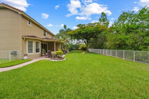 House in Palm City, Florida 5 bedrooms, 331.29 sq.m. № 1179567 - photo 14