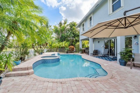 Villa ou maison à vendre à Coral Springs, Floride: 5 chambres, 304.63 m2 № 1183363 - photo 11