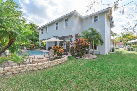 Villa ou maison à vendre à Coral Springs, Floride: 5 chambres, 304.63 m2 № 1183363 - photo 4