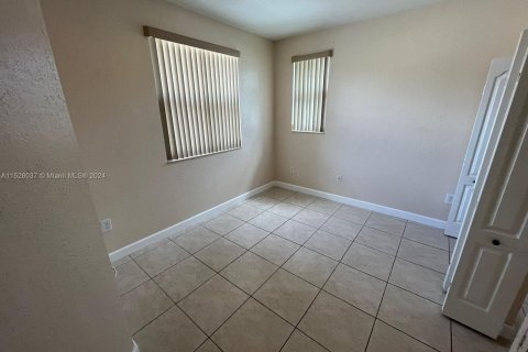 Condominio en venta en Homestead, Florida, 3 dormitorios, 99.96 m2 № 991652 - foto 14