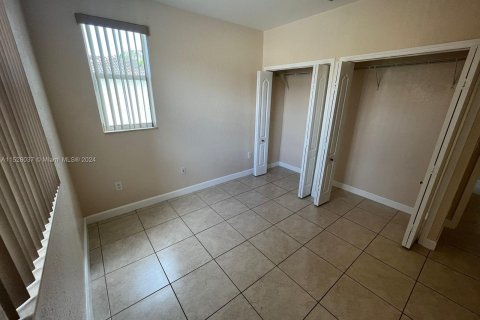Condo in Homestead, Florida, 3 bedrooms  № 991652 - photo 16