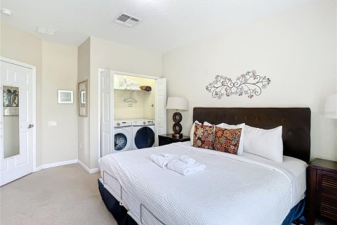 Condo in Orlando, Florida, 3 bedrooms  № 1205873 - photo 27