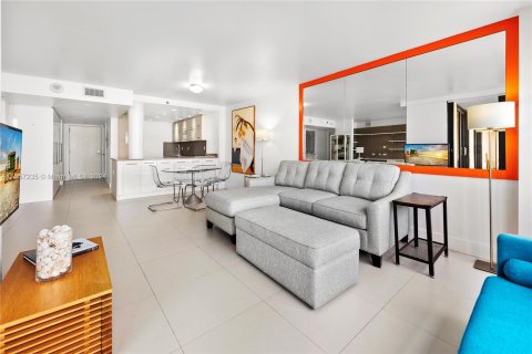 Copropriété à vendre à Miami Beach, Floride: 2 chambres, 96.06 m2 № 1095193 - photo 17