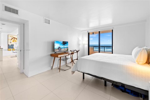 Copropriété à vendre à Miami Beach, Floride: 2 chambres, 96.06 m2 № 1095193 - photo 23