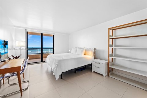 Copropriété à vendre à Miami Beach, Floride: 2 chambres, 96.06 m2 № 1095193 - photo 22