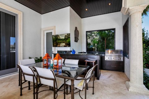 Casa en venta en North Palm Beach, Florida, 6 dormitorios, 690.64 m2 № 1007607 - foto 7