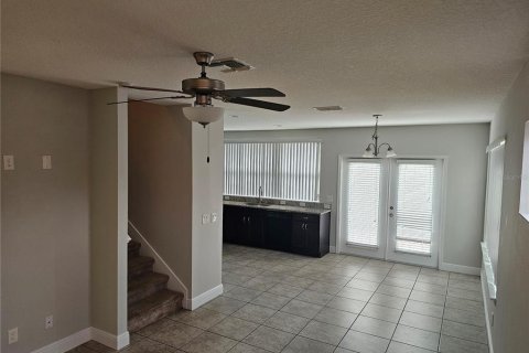 Townhouse in Kissimmee, Florida 4 bedrooms, 144.56 sq.m. № 1287926 - photo 6