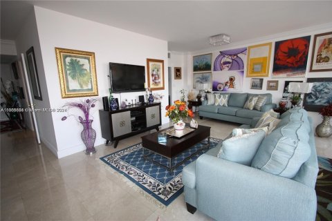 Condo in Miami Beach, Florida, 2 bedrooms  № 1223036 - photo 4