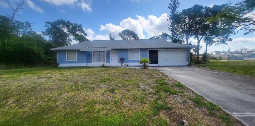 House in North Port, Florida 3 bedrooms, 166.02 sq.m. № 1169482