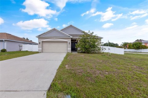 Villa ou maison à vendre à Kissimmee, Floride: 3 chambres, 139.82 m2 № 1273189 - photo 16