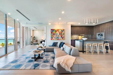 Condominio en venta en Miami Beach, Florida, 2 dormitorios, 163.23 m2 № 2279 - foto 4