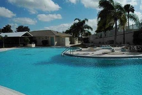 Copropriété à vendre à Punta Gorda, Floride: 2 chambres, 114.08 m2 № 1004159 - photo 30