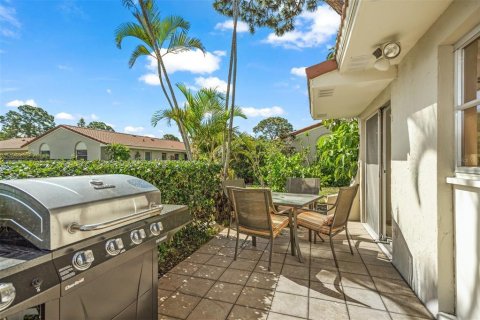 Villa ou maison à louer à Sarasota, Floride: 2 chambres, 93.74 m2 № 1371113 - photo 14