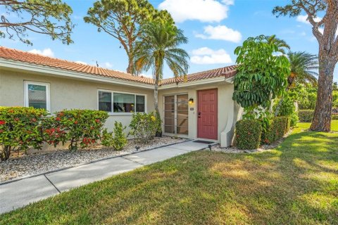 Villa ou maison à louer à Sarasota, Floride: 2 chambres, 93.74 m2 № 1371113 - photo 1