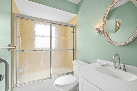 Villa ou maison à louer à Sarasota, Floride: 2 chambres, 93.74 m2 № 1371113 - photo 12