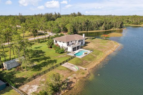 Casa en venta en Lake Worth, Florida, 5 dormitorios, 449.18 m2 № 1222593 - foto 9