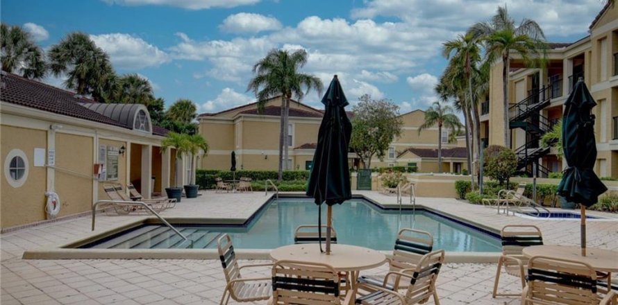 Condo à Coral Springs, Floride, 2 chambres  № 1222636