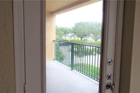 Condo in Coral Springs, Florida, 2 bedrooms  № 1222636 - photo 2