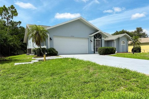 House in Port Charlotte, Florida 3 bedrooms, 172.98 sq.m. № 1272928 - photo 22