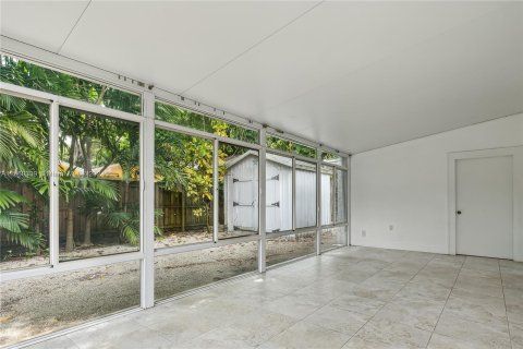 Villa ou maison à vendre à Miami, Floride: 3 chambres, 174.28 m2 № 1367303 - photo 17