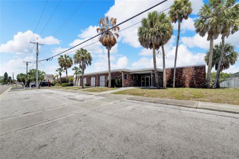 Propiedad comercial en venta en Apollo Beach, Florida, 355.26 m2 № 1369307 - foto 3