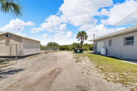 Immobilier commercial à vendre à Apollo Beach, Floride: 355.26 m2 № 1369307 - photo 7