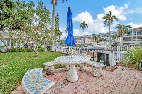 Condo in Fort Lauderdale, Florida, 1 bedroom  № 952410 - photo 17