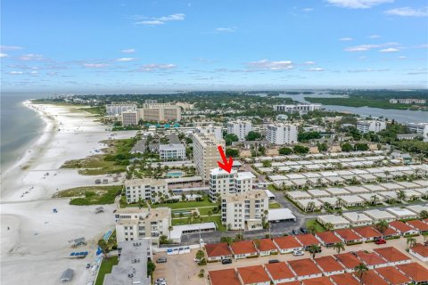 Copropriété à vendre à Sarasota, Floride: 2 chambres, 111.67 m2 № 1368273 - photo 2