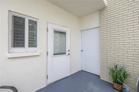 Copropriété à vendre à Sarasota, Floride: 2 chambres, 111.67 m2 № 1368273 - photo 29