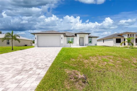 Villa ou maison à vendre à North Port, Floride: 3 chambres, 169.08 m2 № 1368299 - photo 5