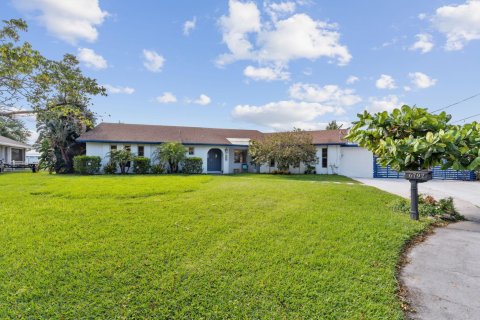 Villa ou maison à vendre à Lake Worth, Floride: 4 chambres, 233.46 m2 № 1093198 - photo 21