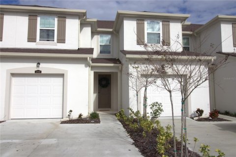 Townhouse in HARMONY AT LAKEWOOD RANCH in Bradenton, Florida 3 bedrooms, 143.91 sq.m. № 937051 - photo 1