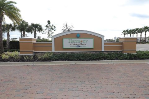 Townhouse in HARMONY AT LAKEWOOD RANCH in Bradenton, Florida 3 bedrooms, 143.91 sq.m. № 937051 - photo 2