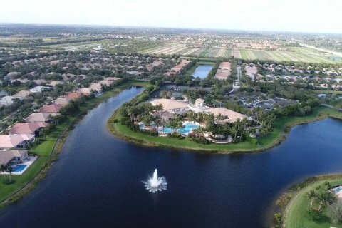 House in Delray Beach, Florida 3 bedrooms, 170.57 sq.m. № 1002776 - photo 1