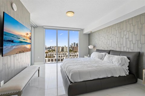 Copropriété à louer à Sunny Isles Beach, Floride: 3 chambres, 175.77 m2 № 1367383 - photo 14