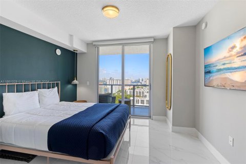 Copropriété à louer à Sunny Isles Beach, Floride: 3 chambres, 175.77 m2 № 1367383 - photo 24