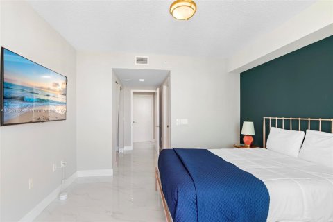 Copropriété à louer à Sunny Isles Beach, Floride: 3 chambres, 175.77 m2 № 1367383 - photo 25