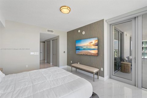 Copropriété à louer à Sunny Isles Beach, Floride: 3 chambres, 175.77 m2 № 1367383 - photo 16