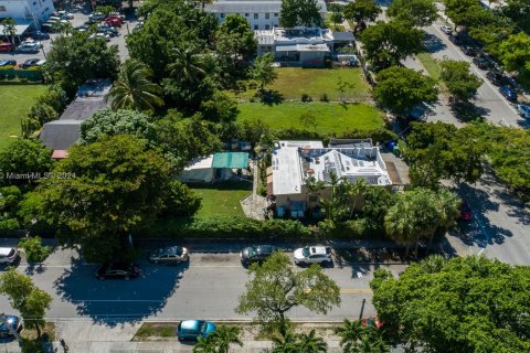 Propiedad comercial en venta en Miami, Florida № 1271077 - foto 1