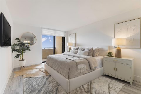 Condominio en venta en Miami Beach, Florida, 1 dormitorio, 78.78 m2 № 1272603 - foto 12