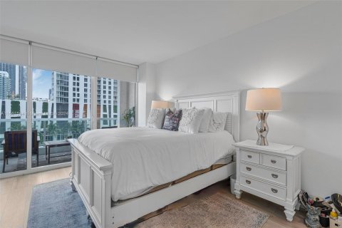 Condominio en alquiler en Miami, Florida, 1 dormitorio, 70.79 m2 № 1368914 - foto 15