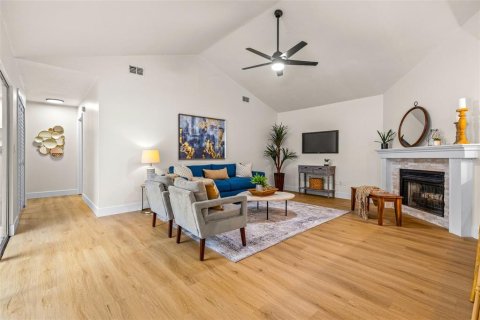 Casa en venta en Tampa, Florida, 3 dormitorios, 162.39 m2 № 1364546 - foto 7