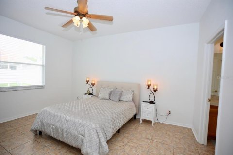 Casa en venta en Wesley Chapel, Florida, 4 dormitorios, 184.32 m2 № 1364543 - foto 17