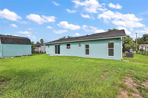 House in Kissimmee, Florida 4 bedrooms, 142.33 sq.m. № 1364541 - photo 24