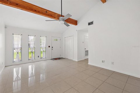 Casa en venta en Kissimmee, Florida, 4 dormitorios, 142.33 m2 № 1364541 - foto 3