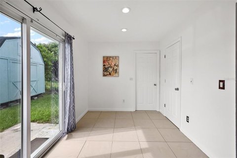 Villa ou maison à vendre à Kissimmee, Floride: 4 chambres, 142.33 m2 № 1364541 - photo 10