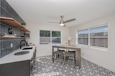 Casa en venta en Merrit Island, Florida, 4 dormitorios, 217.39 m2 № 1215002 - foto 29