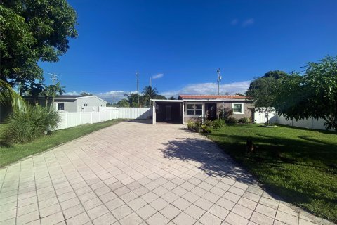 Casa en venta en Pompano Beach, Florida, 3 dormitorios № 862837 - foto 17