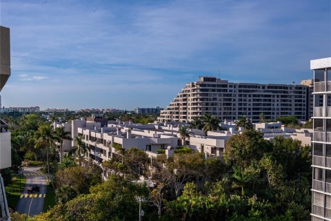 Condominio en venta en Key Biscayne, Florida, 2 dormitorios, 133.31 m2 № 991352 - foto 16